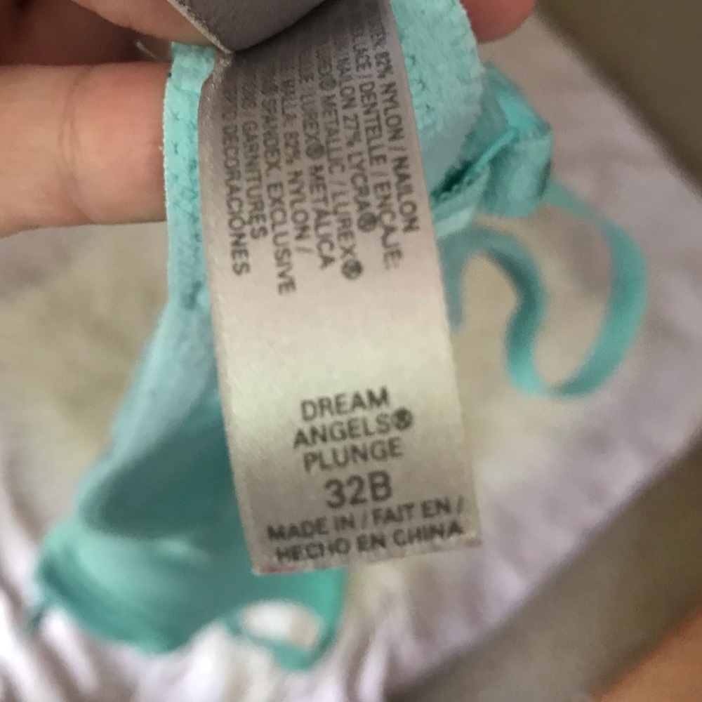 VS Dream Angels Plunge/Push Up/Padded Bra - Picture 6 of 8